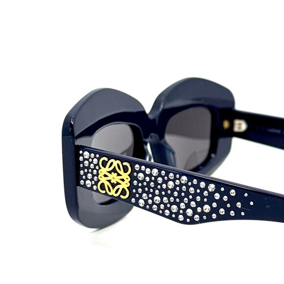 New, LOEWE Sunglasses LW4114IS 90A Authentic - Picture 10 of 16